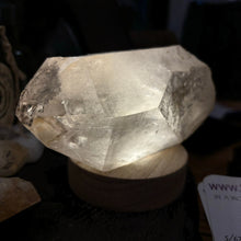Load image into Gallery viewer, Natural Himalayan Quartz Point
