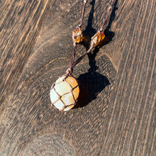 Load image into Gallery viewer, Lightning Ridge Opal Handmade Necklace
