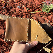 Load image into Gallery viewer, Handmade Leather Foraging Pouch