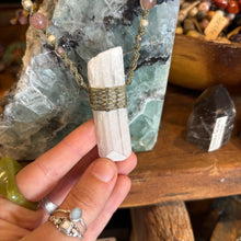 Load image into Gallery viewer, Danburite Handmade Necklace