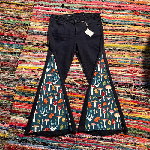 Upcycled Denim Flared Jeans Style 38 ~ Festival ~ 70s Style ~