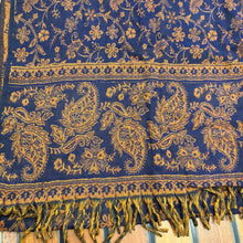 Load image into Gallery viewer, Paisley Blanket/Shawls