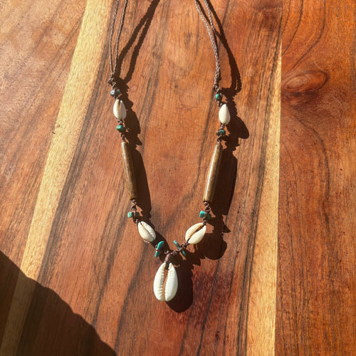 Handmade Cowrie Shell and Howlite Macrame Necklace