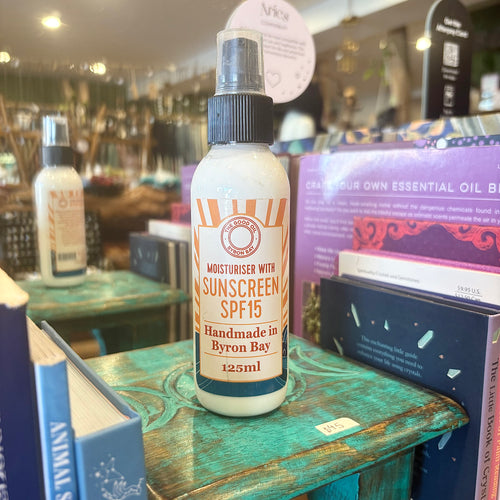 Moisturiser with Sunscreen SPF15