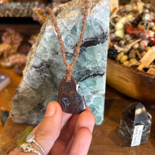 Load image into Gallery viewer, Boulder opal Handmade Necklace