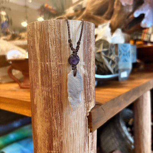Handmade Lightning Ridge Opal Macrame Necklace