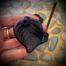 Load image into Gallery viewer, Bodhi Leaf Ceramic Incense Holder