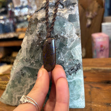 Load image into Gallery viewer, Boulder opal Handmade Necklace