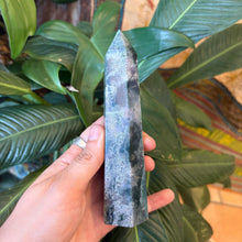 Load image into Gallery viewer, Large Green Moss Agate Generator