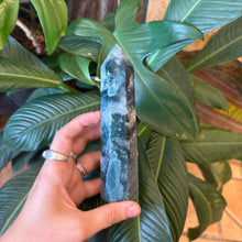 Load image into Gallery viewer, Large Green Moss Agate Generator