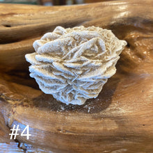 Load image into Gallery viewer, Desert Rose specimens