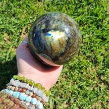 Load image into Gallery viewer, Large Labradorite Sphere - Beautiful Flashes