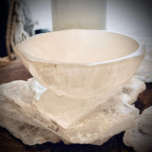 Load image into Gallery viewer, Selenite Hexagonal Bowl - Beautiful Calming Selenite Crystal Dish