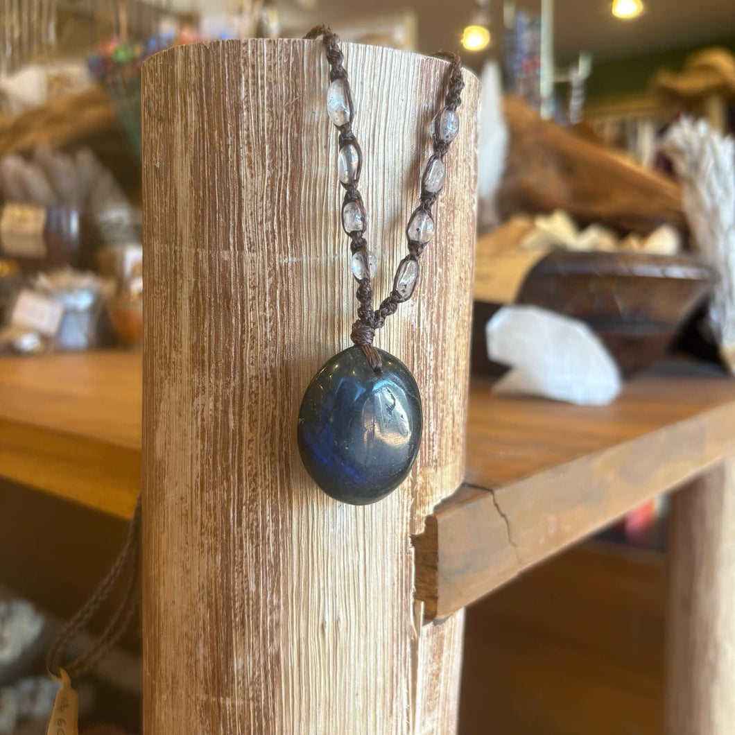 Handmade Labradorite Macrame Necklace