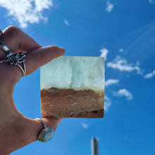Load image into Gallery viewer, Caribbean Calcite Charging Plates