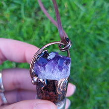 Load image into Gallery viewer, Essential Oil Pendant - Labradorite &amp; Amethyst #2