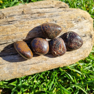 Garnet Tumbled Stone