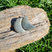 Load image into Gallery viewer, Labradorite Gemstone moon ~ transformation  ~ magic