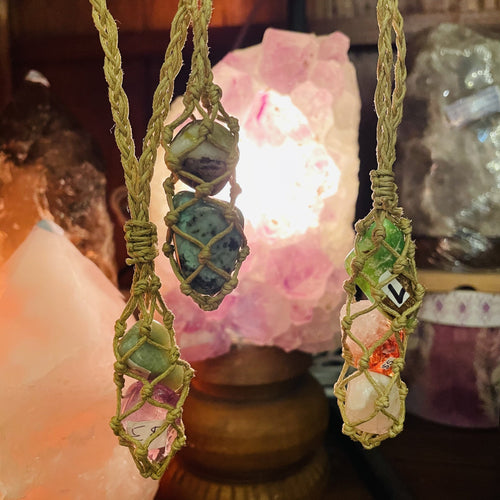 Macrame Pendant Changeable Gemstone Holder