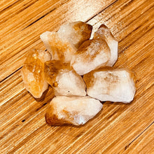 Load image into Gallery viewer, Rough Citrine Points Medium