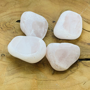 Rose Quartz Seer Stone ~ Dreamers Quartz