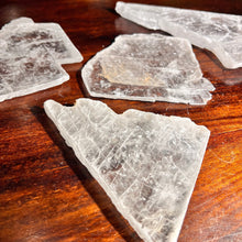 Load image into Gallery viewer, Gypsum Selenite Clear Freeform Plate