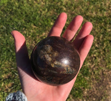 Load image into Gallery viewer, Garnet Sphere