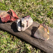 Load image into Gallery viewer, Rough Australian Mookaite Pieces