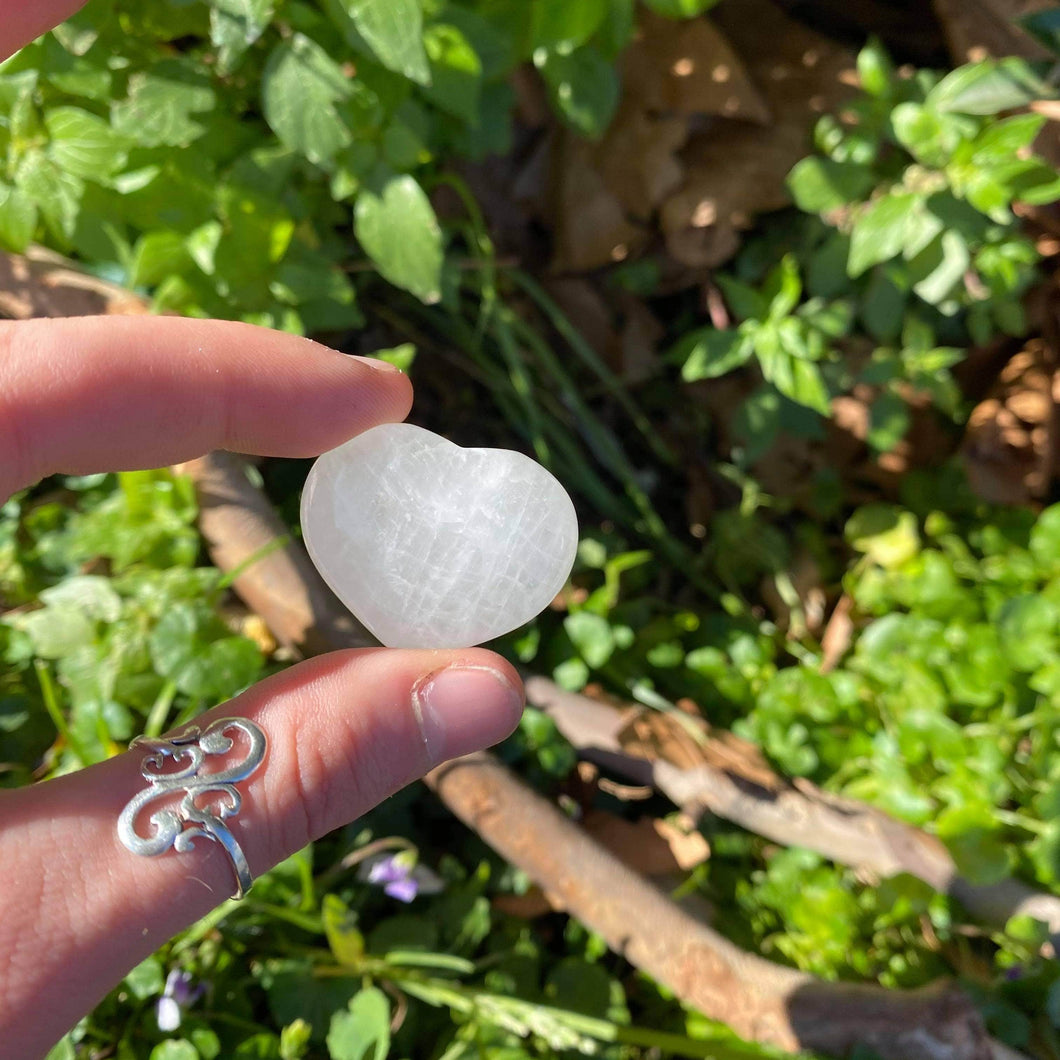 Clear quartz Heart ~ Clarify ~ Healing ~ Cleansing