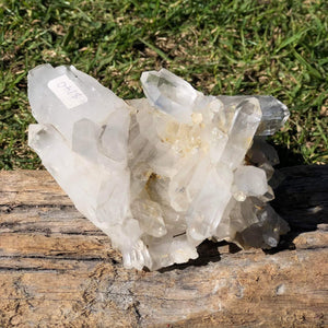 Clear Quartz Cluster ~ healing ~ cleansing ~ puryifying