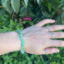Load image into Gallery viewer, Chrysoprase chip bracelet